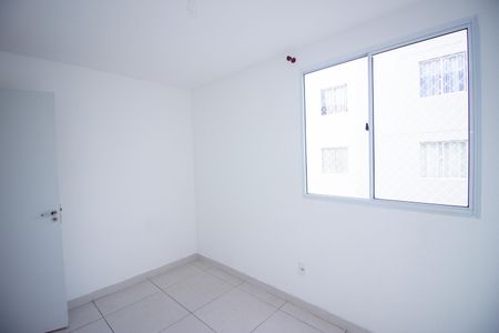 Quarto 2 de apartamento para alugar com 2 quartos, 45m² em Parque Xangri-lá, Contagem