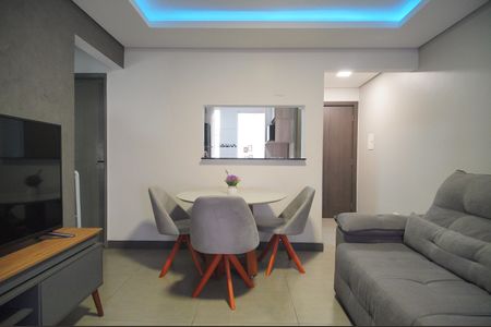 Apartamento à venda com 54m², 2 quartos e 1 vagaSala