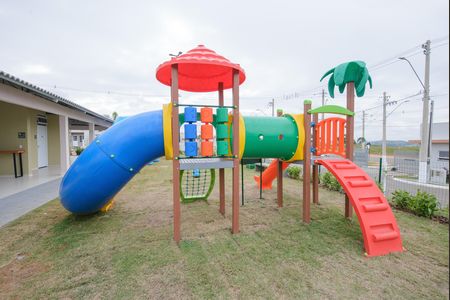Casa de condomínio para alugar com 45m², 2 quartos e 1 vaga Casa de condomínio para alugar com 45m², 2 quartos e 1 vagaÁrea comum - Playground