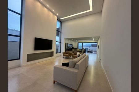 Sala de casa de condomínio à venda com 3 quartos, 196m² em Sítio do Rosário, Barueri