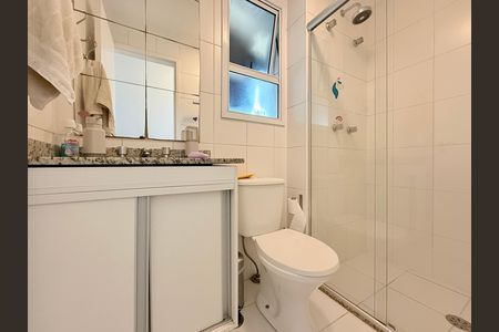 Apartamento à venda com 58m², 2 quartos e 1 vaga Apartamento à venda com 58m², 2 quartos e 1 vagaBanheiro Social
