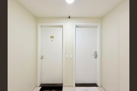Apartamento à venda com 58m², 2 quartos e 1 vaga Apartamento à venda com 58m², 2 quartos e 1 vagaHall Apartamento