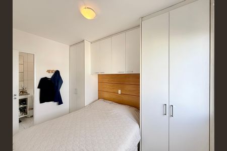 Apartamento à venda com 58m², 2 quartos e 1 vaga Apartamento à venda com 58m², 2 quartos e 1 vagaSuíte