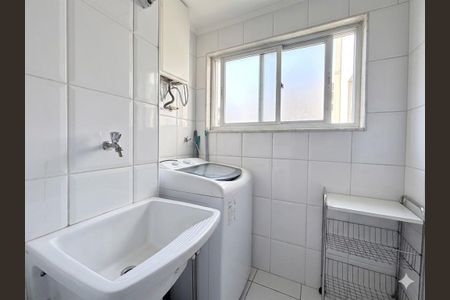 Apartamento à venda com 58m², 2 quartos e 1 vaga Apartamento à venda com 58m², 2 quartos e 1 vagaÁrea de Serviço