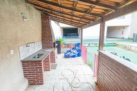 Casa à venda com 350m², 6 quartos e 4 vagas Casa à venda com 350m², 6 quartos e 4 vagasArea gourmet