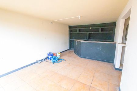 Casa à venda com 350m², 6 quartos e 4 vagas Casa à venda com 350m², 6 quartos e 4 vagasSubsolo 1