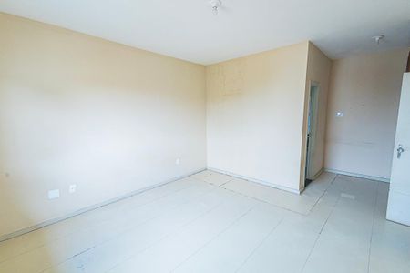 Casa à venda com 350m², 6 quartos e 4 vagas Casa à venda com 350m², 6 quartos e 4 vagasSuíte
