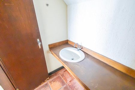 Casa à venda com 350m², 6 quartos e 4 vagas Casa à venda com 350m², 6 quartos e 4 vagasLavabo