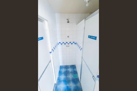 Casa à venda com 350m², 6 quartos e 4 vagas Casa à venda com 350m², 6 quartos e 4 vagasLavabo 2/ ducha/ sauna