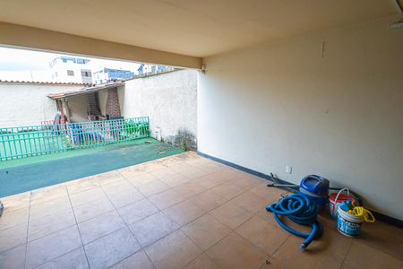 Casa à venda com 350m², 6 quartos e 4 vagas Casa à venda com 350m², 6 quartos e 4 vagasSubsolo 1