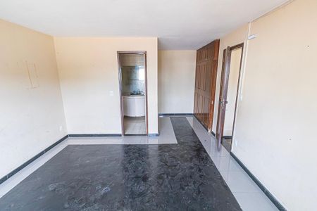 Casa à venda com 350m², 6 quartos e 4 vagas Casa à venda com 350m², 6 quartos e 4 vagasSuíte 2