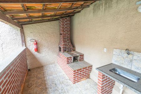 Casa à venda com 350m², 6 quartos e 4 vagas Casa à venda com 350m², 6 quartos e 4 vagasArea gourmet