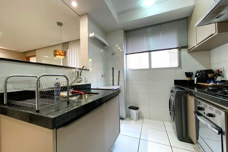 Apartamento à venda com 55m², 2 quartos e 1 vaga Apartamento à venda com 55m², 2 quartos e 1 vagaCozinha