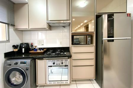 Apartamento à venda com 55m², 2 quartos e 1 vaga Apartamento à venda com 55m², 2 quartos e 1 vagaCozinha
