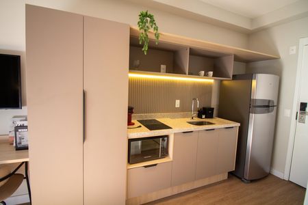 Studio para alugar com 27m², 1 quarto e sem vaga Studio para alugar com 27m², 1 quarto e sem vagaCozinha