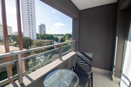 Studio para alugar com 27m², 1 quarto e sem vaga Studio para alugar com 27m², 1 quarto e sem vagaVaranda
