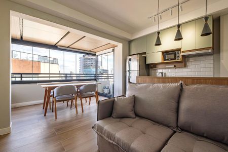 Sala/Cozinha de apartamento para alugar com 1 quarto, 45m² em Pinheiros, São Paulo