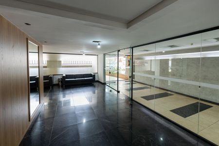 Apartamento à venda com 87m², 3 quartos e 2 vagas Apartamento à venda com 87m², 3 quartos e 2 vagasÁrea comum - Recepção do Prédio