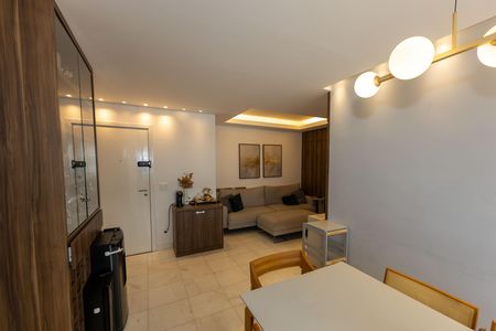 Apartamento à venda com 87m², 3 quartos e 2 vagas Apartamento à venda com 87m², 3 quartos e 2 vagasSala de TV