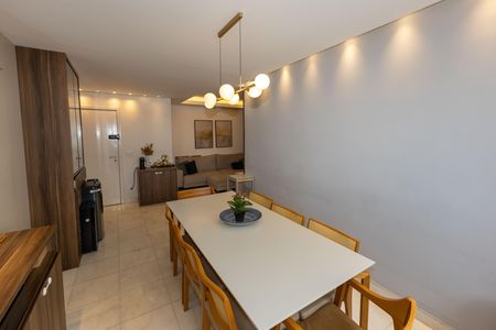 Apartamento à venda com 87m², 3 quartos e 2 vagas Apartamento à venda com 87m², 3 quartos e 2 vagasSala de Jantar