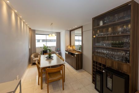 Apartamento à venda com 87m², 3 quartos e 2 vagas Apartamento à venda com 87m², 3 quartos e 2 vagasSala de Jantar