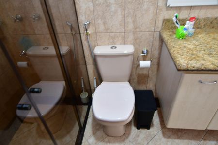 Casa à venda com 240m², 3 quartos e 4 vagasBanheiro Social