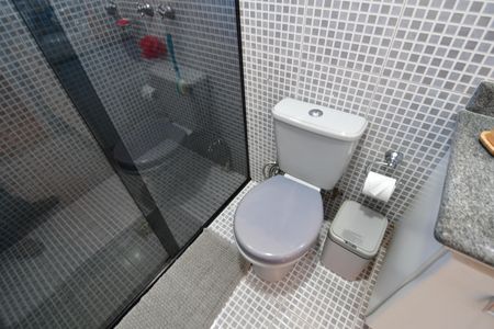 Casa à venda com 240m², 3 quartos e 4 vagasBanheiro Suíte