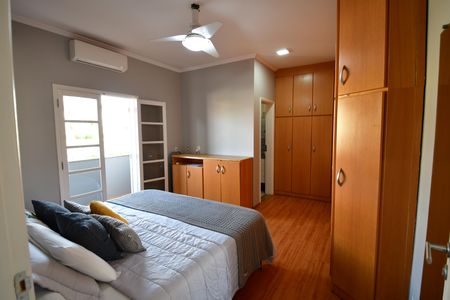 Casa à venda com 240m², 3 quartos e 4 vagasQuarto 3 - Suíte