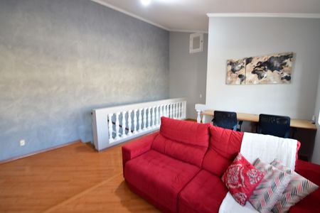 Casa à venda com 240m², 3 quartos e 4 vagasSala de TV