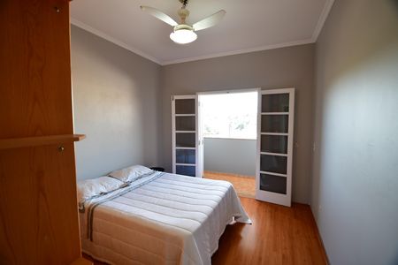 Casa à venda com 240m², 3 quartos e 4 vagasQuarto 1