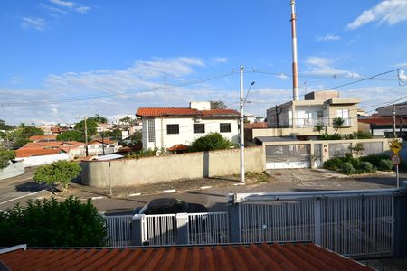 Casa à venda com 240m², 3 quartos e 4 vagasSala de TV - Vista