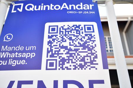 Casa à venda com 240m², 3 quartos e 4 vagasPlaca