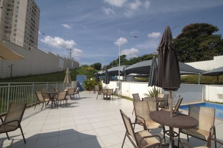 Apartamento para alugar com 50m², 2 quartos e 1 vaga Apartamento para alugar com 50m², 2 quartos e 1 vagaÁrea comum - Piscina