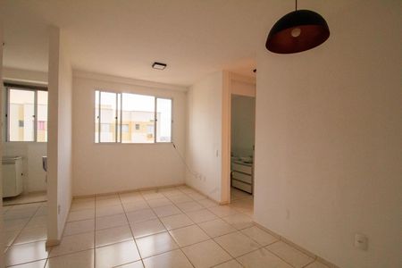 Sala  de apartamento para alugar com 2 quartos, 50m² em Buritis, Belo Horizonte