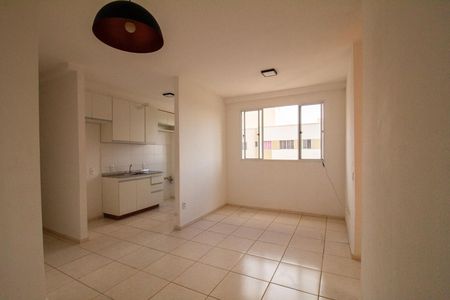 Sala  de apartamento para alugar com 2 quartos, 50m² em Buritis, Belo Horizonte