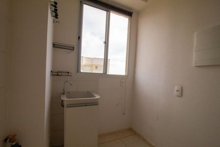 Apartamento para alugar com 50m², 2 quartos e 1 vaga Apartamento para alugar com 50m², 2 quartos e 1 vagaCozinha e Área de Serviço