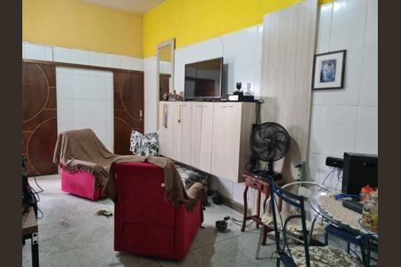 Casa à venda com 3 quartos, 240m² em Vila Rio Branco, São Paulo