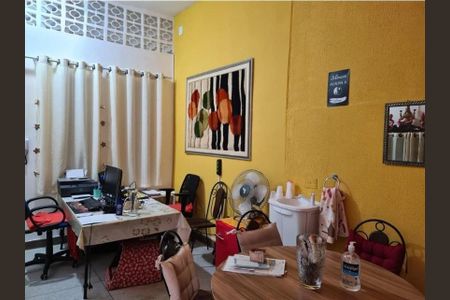 Casa à venda com 3 quartos, 240m² em Vila Rio Branco, São Paulo