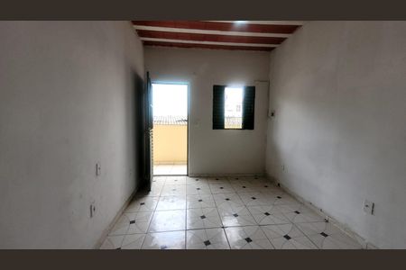 Sala/Quarto de casa para alugar com 1 quarto, 25m² em Marechal Hermes, Rio de Janeiro