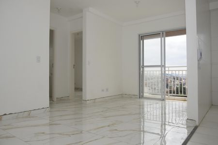 Sala de apartamento para alugar com 2 quartos, 54m² em Jardim Vitória, Embu das Artes