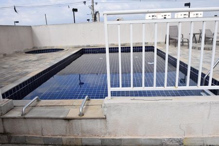 Apartamento para alugar com 54m², 2 quartos e 1 vagaÁrea comum - Piscina