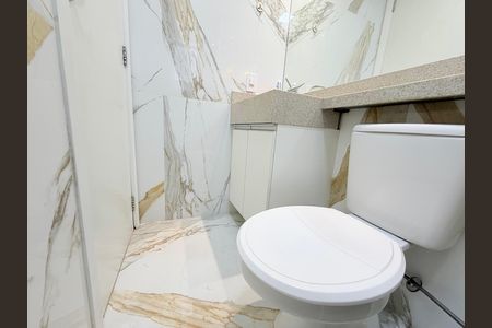 Apartamento para alugar com 41m², 2 quartos e sem vagaBanheiro