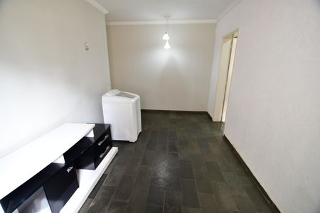 Sala de apartamento para alugar com 1 quarto, 54m² em Centro, Campinas