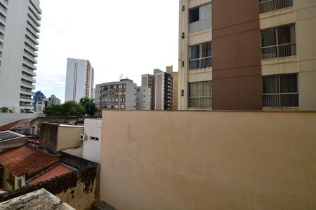 Sala - Vista de apartamento para alugar com 1 quarto, 54m² em Centro, Campinas