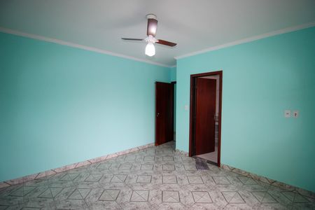 Casa para alugar com 300m², 3 quartos e 2 vagas