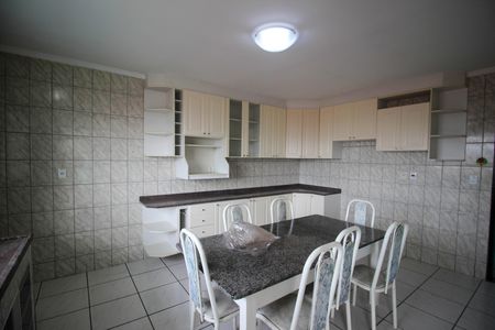 Casa para alugar com 300m², 3 quartos e 2 vagas