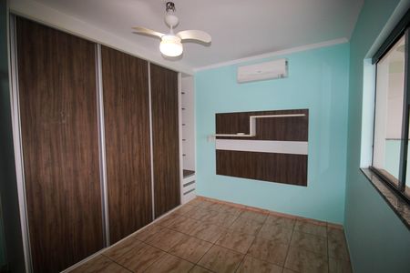 Casa para alugar com 300m², 3 quartos e 2 vagas