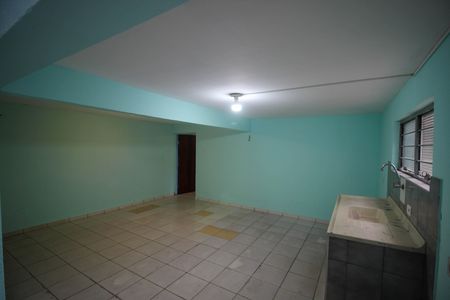 Casa para alugar com 300m², 3 quartos e 2 vagas
