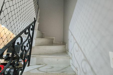 Casa à venda com 200m², 3 quartos e 2 vagas Casa à venda com 200m², 3 quartos e 2 vagascorredor