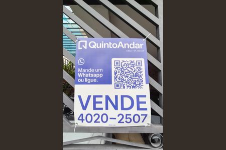Casa à venda com 200m², 3 quartos e 2 vagas Casa à venda com 200m², 3 quartos e 2 vagasplaca ACBY_494